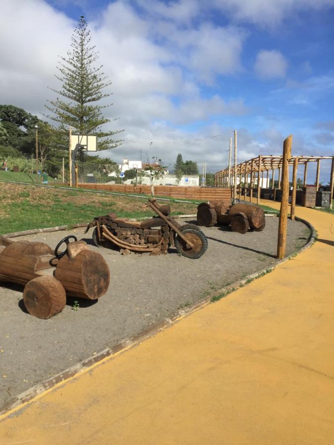 Casa Simba , Where The Fun Begins Ponta Delgada المظهر الخارجي الصورة
